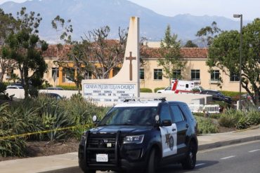 Por segundo día consecutivo en EEUU: reportan tiroteo en una iglesia de California que deja varios heridos