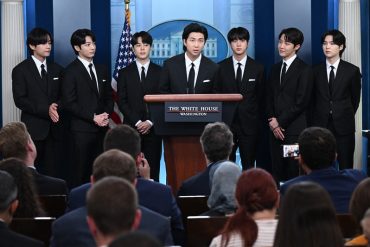 “La igualdad comienza cuando nos abrimos y aceptamos nuestras diferencias”: BTS denunció el racismo durante visita a la Casa Blanca