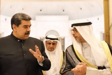 Maduro sigue de paseo en paseo y llegó a Kuwait, el cuarto país que visita en su gira internacional