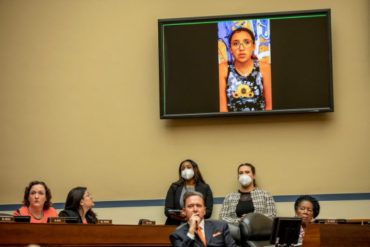 Niña que sobrevivió a la masacre escolar en Texas testificará ante el Congreso de EEUU