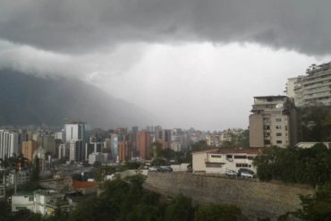 Prohíben zarpar a embarcaciones pequeñas a partir de este #28Jun ante paso de ciclón tropical por costas venezolanas