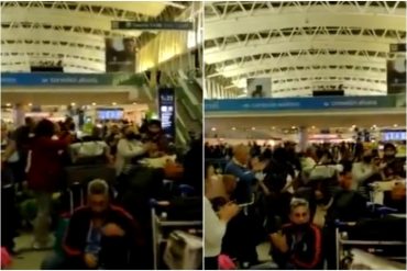 Venezolanos protestaron en el aeropuerto de Ezeiza, porque Conviasa los dejó varados, en medio de la controversia por avión venezolano con iraníes (+Video)