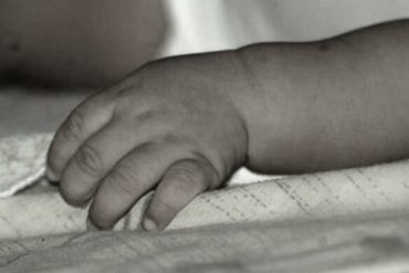 Niña venezolana de tres años murió en Cartagena: ingresó al hospital con signos de maltrato
