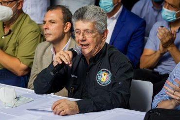 Henry Ramos Allup aclara que la “verdadera” Acción Democrática no ha convocado a elecciones para este #11Jun y dijo que Bernabé Gutiérrez es un “sirviente” del régimen