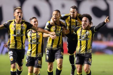 El Deportivo Táchira hace historia tras eliminar al Santos en penales de la Copa Suramericana (+Video)