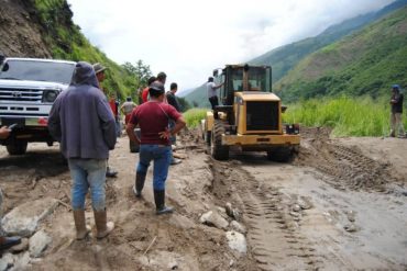 Cerrado el paso por la carretera Trasandina por derrumbes: los estados Trujillo y Mérida quedaron incomunicados (+Fotos y video)