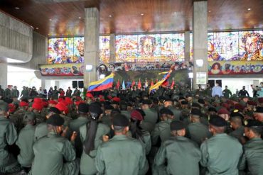 Pensiones míseras, denegación de derechos y prohibición de entrar a los cuarteles: la tragedia que viven los militares retirados en Venezuela