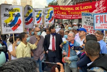 Trabajadores que reclaman la derogación del instructivo Onapre marcharon en Caracas: policías y militantes del chavismo intentaron impedirlo (+Videos)