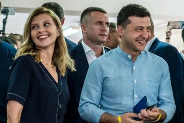 Zelensky encendió la polémica al aparecer junto a su esposa en la portada de Vogue