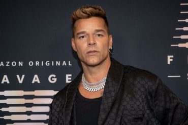 “Son alegaciones totalmente falsas”: Juez emitió una orden de restricción contra Ricky Martin tras denuncia por violencia doméstica y así reaccionó el cantante