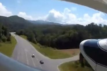 Un video no apto para cardíacos: avioneta perdió un motor y tuvo que aterrizar de emergencia sobre autopista de Carolina del Norte