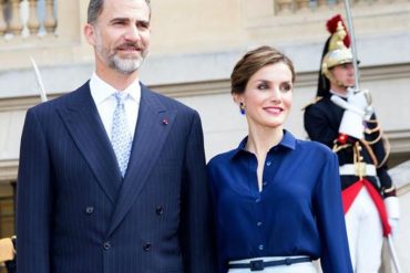 La reina Letizia de España anunció que tiene COVID-19 y que presenta síntomas leves