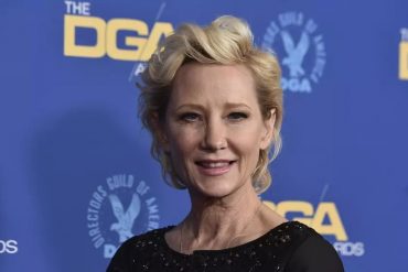 “No estaba en coma”: Videos en los que la actriz Anne Heche intentó levantarse de la camilla tras el accidente desatan especulaciones sobre su muerte