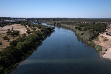 Migrante venezolano de 21 años murió ahogado al intentar cruzar el río Grande