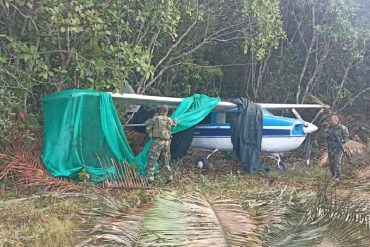 La FANB halla avioneta de «terroristas narcotraficantes colombianos» en el estado Amazonas (+Foto)