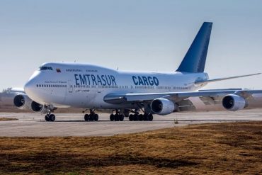 Tribunal de EEUU ordena confiscar avión venezolano-iraní retenido en Argentina