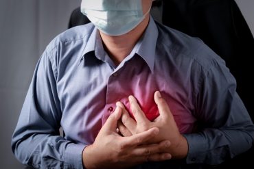 Científicos explican que el covid-19 puede causar infartos y ACV