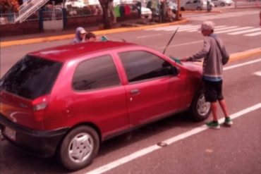 Niños y adolescentes en Táchira abandonaron sus clases para trabajar en las calles