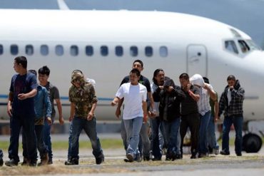 Gobernador de Florida envió un avión con migrantes venezolanos a la isla de Massachusetts