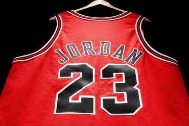 Camiseta de Michael Jordan será subastada por 5 millones de dólares