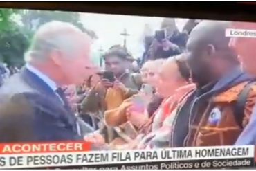 El rey Carlos III va de polémica en polémica: ahora lo tildan de racista por este video en el que parece esquivar saludar a persona de piel oscura