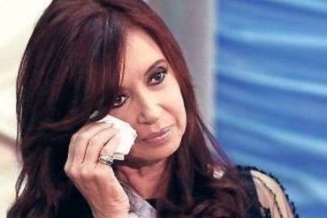 «Estoy viva por Dios y la virgen»: Lo que dijo Cristina Fernández en su primera reaparición pública tras «atentado fallido»