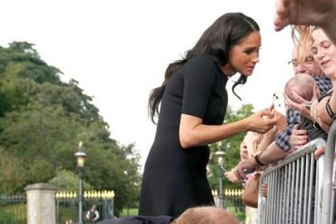 El cariñoso gesto con el que Meghan Markle rompió el protocolo de luto real