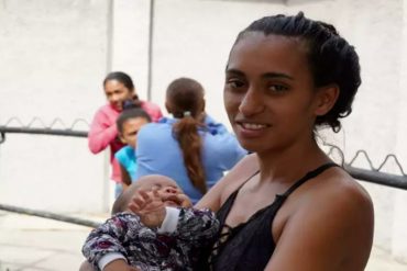 “La situación no está para tener más bebés”: La crisis económica obliga a las venezolanas a esterilizarse a temprana edad (+Video)