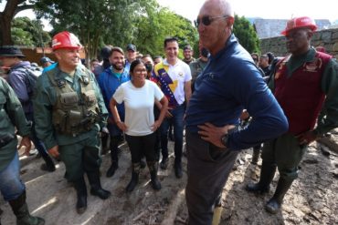 La casa del exgrandeliga venezolano David Concepción quedó tapiada tras alud torrencial en El Castaño pero sus trofeos se salvaron (+Videos)