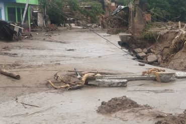 Habilitan centro de acopio en Altamira para damnificados de la tragedia en Las Tejerías