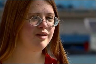 La joven con síndrome de Down que se convirtió en campeona mundial de natación artística (+Video)