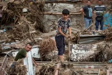 Más de 700 viviendas quedaron destruidas por inundaciones en Las Tejerías