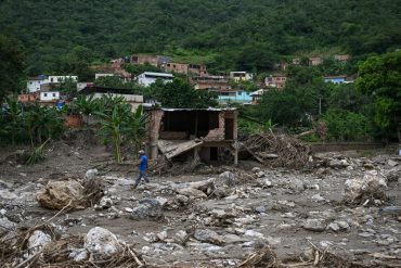 Tragedia en Las Tejerías: aumentó a 50 el número de fallecidos por el deslave, confirmó Remigio Ceballos tras horas de silencio y sin hablar de desaparecidos