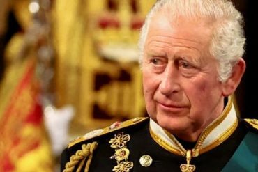 El Rey Carlos III nombró como secretario privado al esposo de la supuesta amante de su hijo William