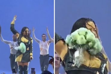 Así golpearon a Rosalía con un ramo de flores tras un concierto en San Diego (+Video)