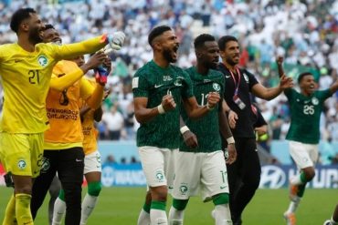 El príncipe de Arabia Saudita le regalará un Rolls Royce a los jugadores que vencieron a Argentina