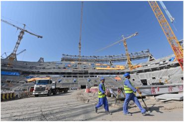 “Ni siquiera nos pagaron”: migrantes que construyeron estadios en Qatar narran los «abusos» (+Video)