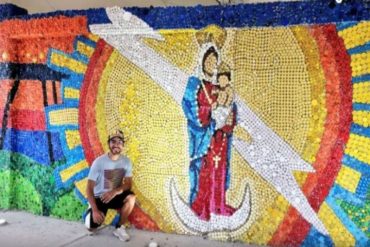 El mural en homenaje a La Chinita que hicieron en Maracaibo con más de 80.000 tapas recicladas