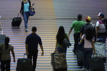 Unos 7.000 venezolanos obtienen permiso para viajar a EEUU con nuevo plan migratorio