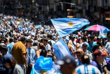 La multitudinaria celebración en Buenos Aires por el triunfo de Argentina en el Mundial de Qatar 2022 (+Videos)