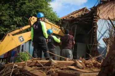 Al menos dos casas se desplomaron en Margarita este #2Dic debido a las fuertes lluvias (+Foto)