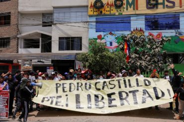 Al menos 5 personas más murieron durante las protestas por posible adelanto de elecciones en Perú