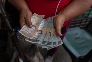 Eternas promesas: régimen de Maduro promete hacer “todo lo posible” para frenar la devaluación del bolívar (cayó 20% en las últimas dos semanas)