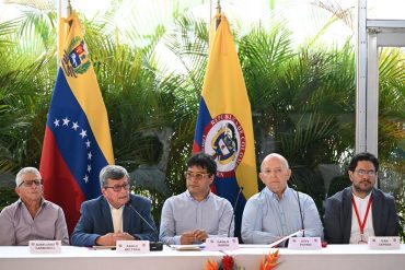 Maduro felicitó a Colombia y al Ejército de Liberación Nacional por el “éxito” en primer ciclo de diálogo: “Un hecho de trascendental importancia”