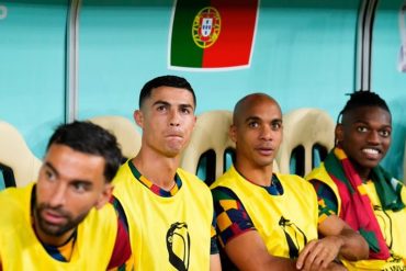 El rostro de Cristiano Ronaldo tras ser dejado en la banca en el partido de octavos de final contra Suiza (+Video)