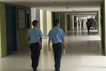 Gremio docente alerta deserción escolar en Venezuela y piden al gobierno implementar políticas para incentivar el estudio