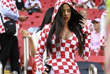 Ivana Knöll, la sexy influencer croata que se roba los suspiros en los estadios de Qatar (+Imágenes)