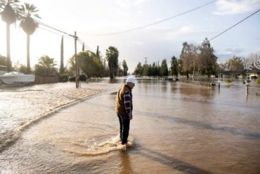 Ciclón amenaza con traer más destrucción a una California golpeada por tormentas