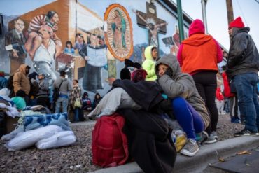 Reportan la llegada de miles de migrantes a la ciudad fronteriza de El Paso, Texas (+Datos)