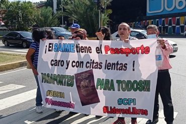 Protestaron frente al Saime de Las Mercedes por retrasos en los trámites y altos precios